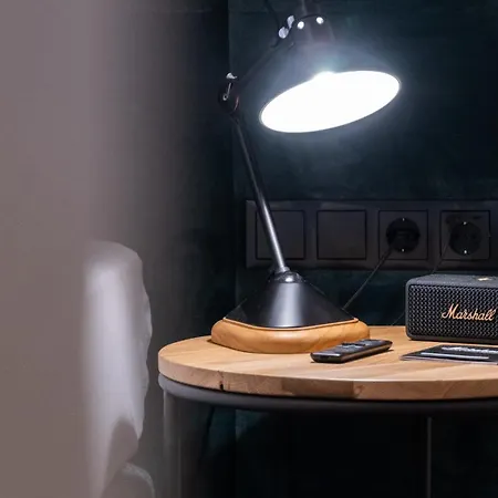 Glanz & Glory Pensión 3*