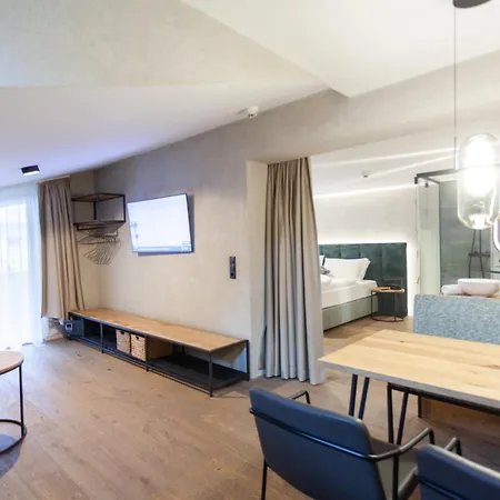 Гостевой дом Glanz & Glory Зёльден