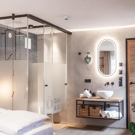 Glanzer Homes Vendégház 2*