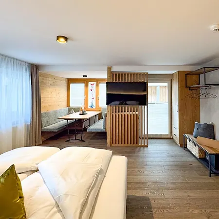 Glanzer Homes 2* Sölden