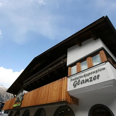 Glanzer Homes Vendégház 2*