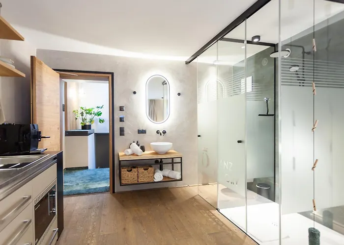 Glanz & Glory بيت ضيافة 3*